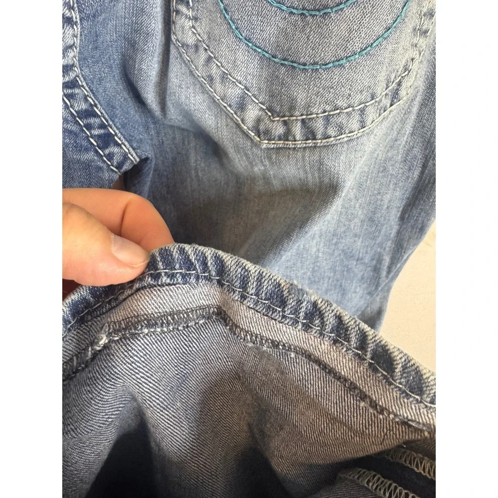 True Religion Ricky Relaxed Straight Distressed Blue Jeans Mens 44X30 Light Wash